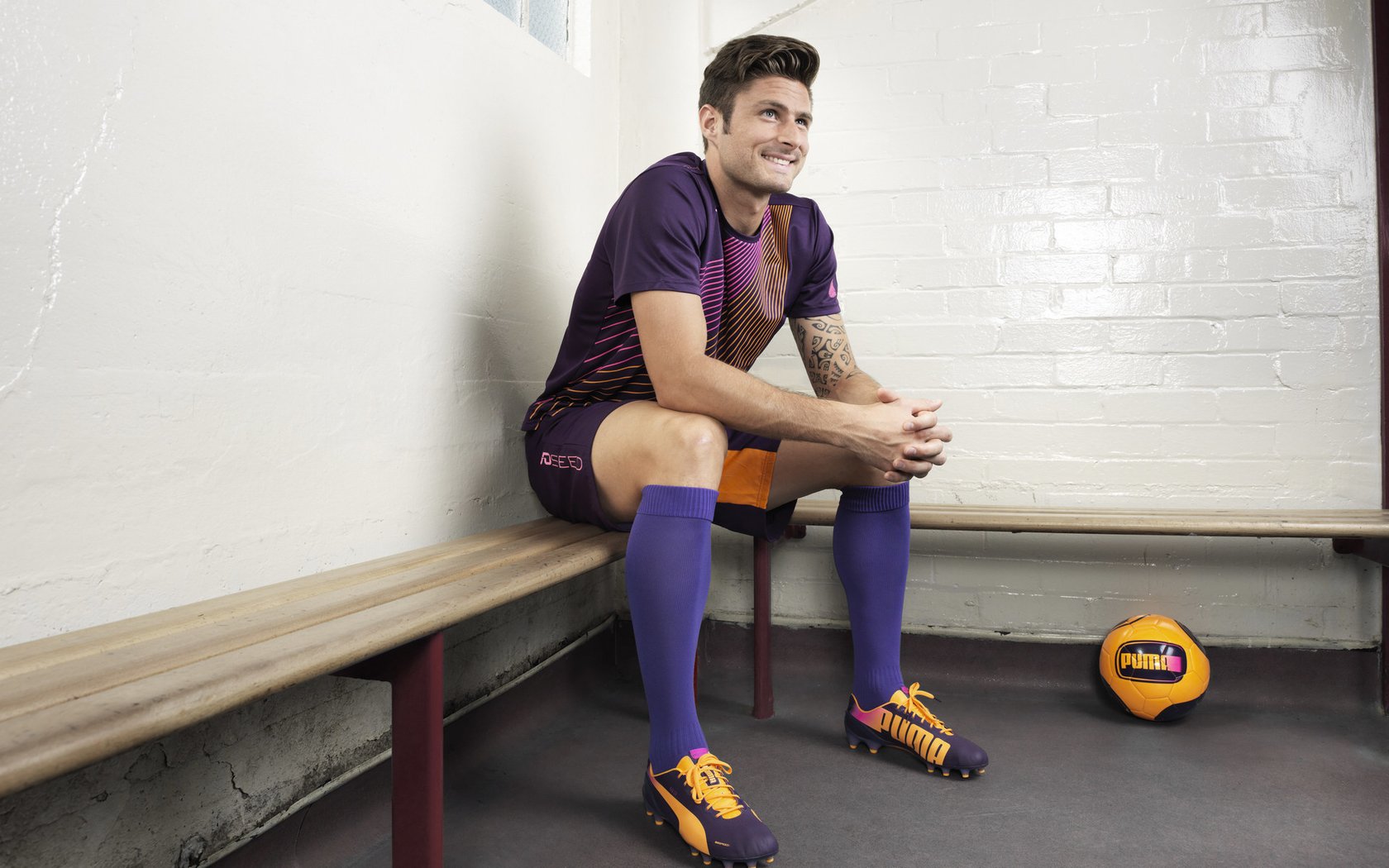 阿森纳领跑英超，魔鬼赛程考验实力，英超阿森纳比分